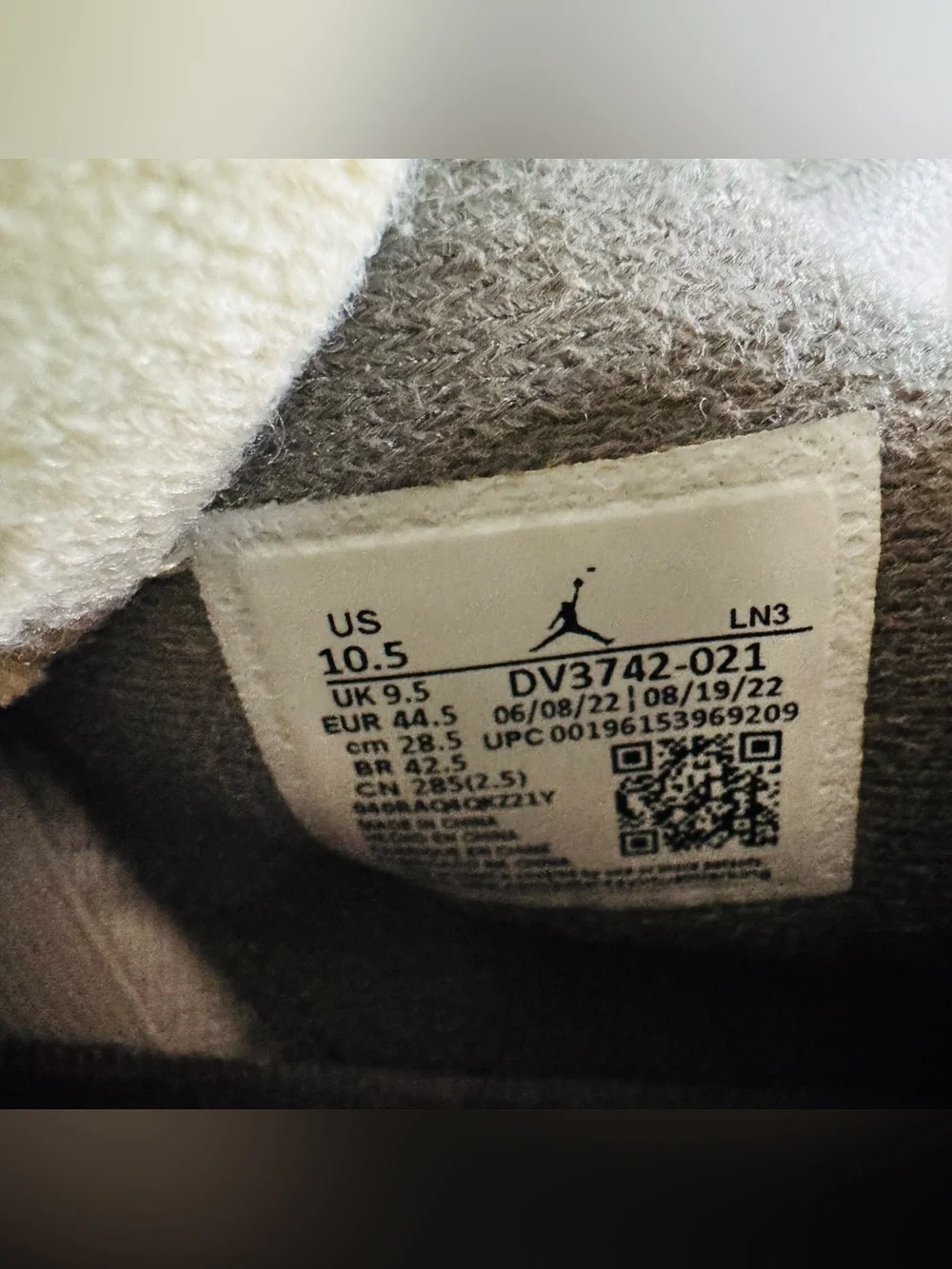 🔥 ABSOLUTE GRAIL ALERT – Jordan 4 SE Craft “Photon Dust” 🔥 Size 10.5